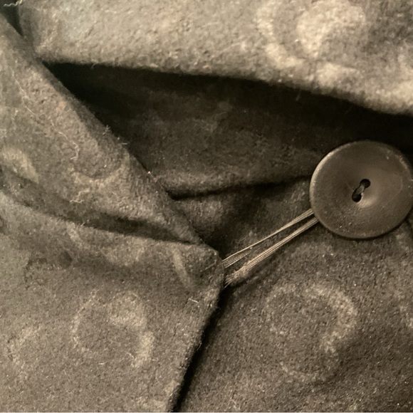 Queen of the Capes Wool Cape Coat - Picture 8 of 14